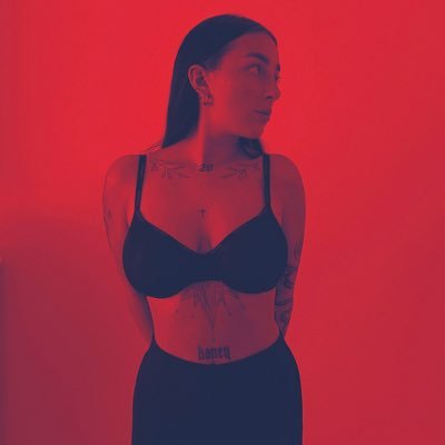 ♛ AMY ♛'s profile picture