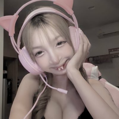 ปิ่นมุมุตัวจริง's profile picture