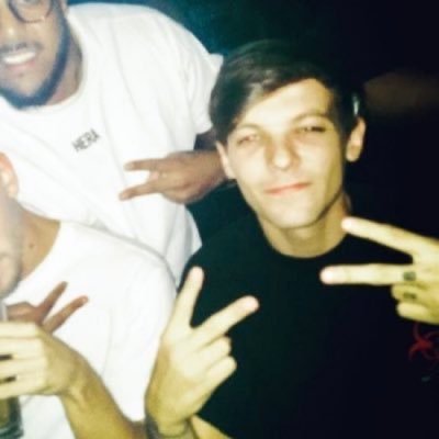 nela ໑̣'s profile picture