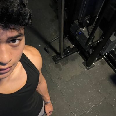 kindtoni's profile picture