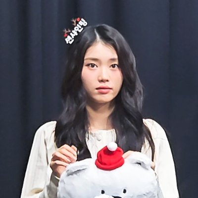 Shineting1112's profile picture