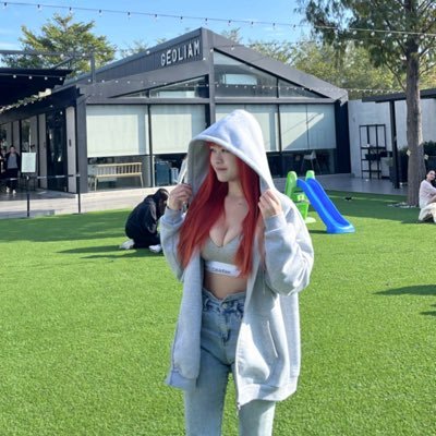 11's profile picture