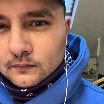 ЕЖÖВ 𖤐's profile picture