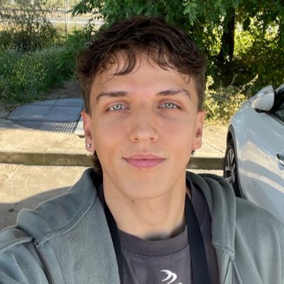 daniel pinet's profile picture