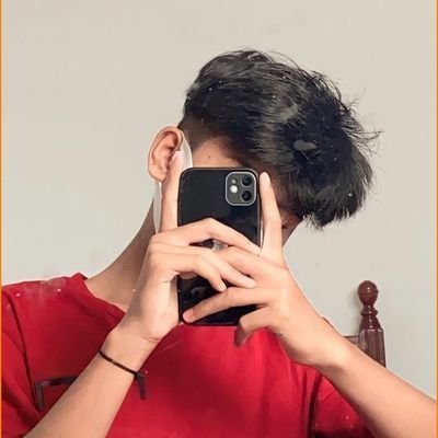 R O Y ✨ Inactive's profile picture