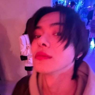 badtzleoz's profile picture