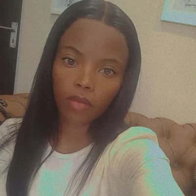 thandekNdummie's profile picture