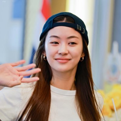 yyyenss's profile picture