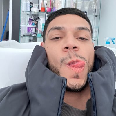 servio's profile picture