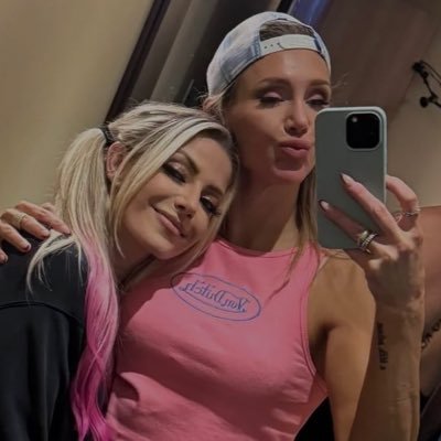 ًᵗᵒ's profile picture