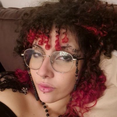 ⛧°𓃵 ⋆༺ Isa ༻⋆ 𓃵°⛧'s profile picture