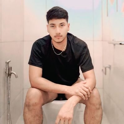 UTunTunNaing27's profile picture