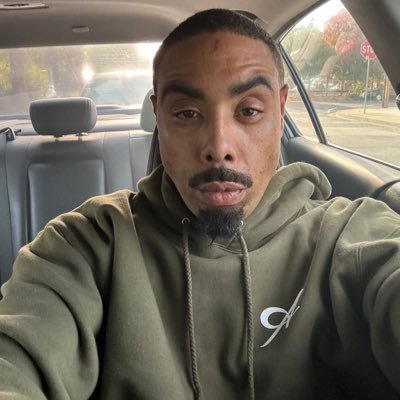 Cumderwear2290's profile picture
