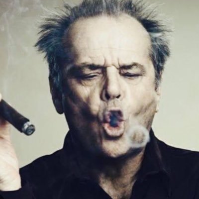 int_investor_'s profile picture