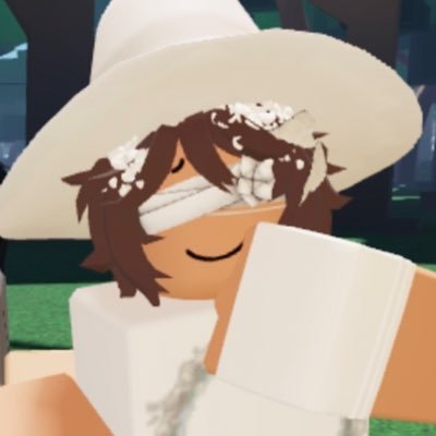 At4rie's profile picture