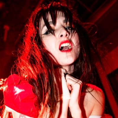 Violet "V" Vega LA & FMTY 🐈‍⬛'s profile picture