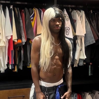 YGezeik's profile picture