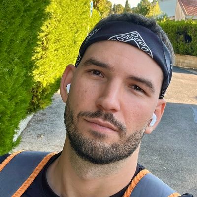 Regino 🍪🦵🏻's profile picture