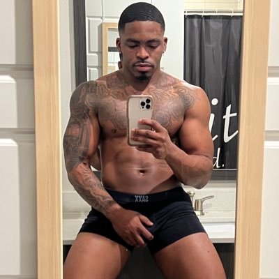Tat's profile picture