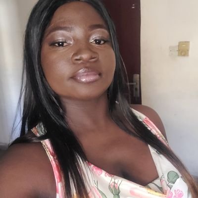 Oluwanisola___'s profile picture
