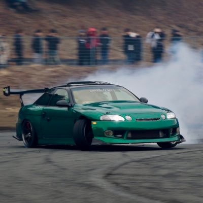 やまけん's profile picture