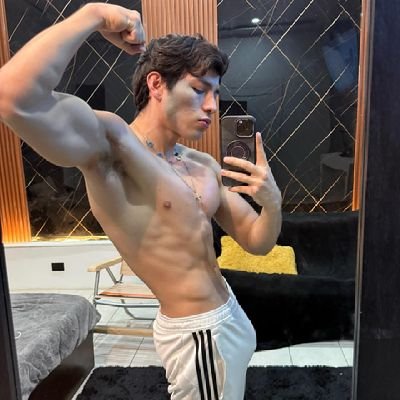 H E T E R O S's profile picture