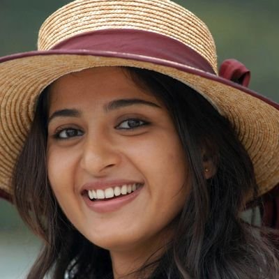Pakka Mahesh Pilla🖤💫's profile picture