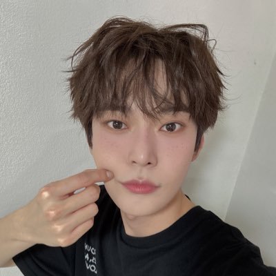 BLUE's profile picture