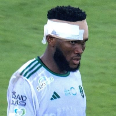 بطل النخبتين's profile picture