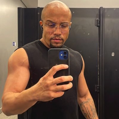 Ivan 🐆's profile picture