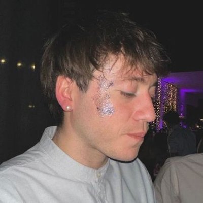 weaknesslondra's profile picture