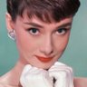 LiV (aka Audrey) ♥️🌹💋💄.'s profile picture