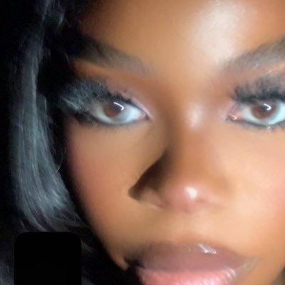 Tee's profile picture