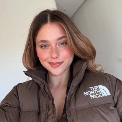 crfgabyx's profile picture