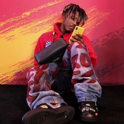 v's profile picture