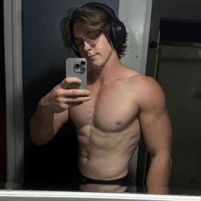 Peebs (70K+)'s profile picture