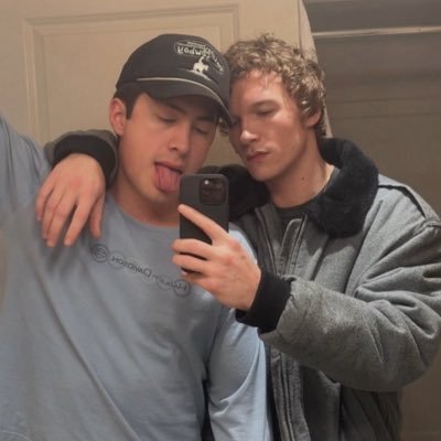 nell ✰'s profile picture