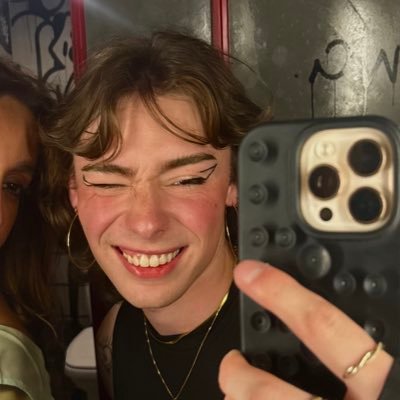 Alex's profile picture