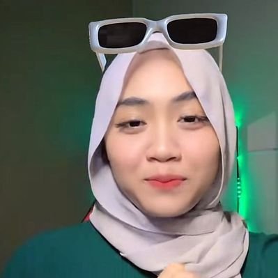 melayuhot's profile picture