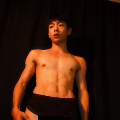 yzz2976's profile picture