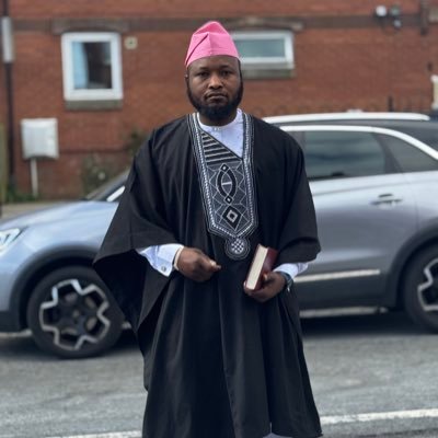 0MOLUABI's profile picture