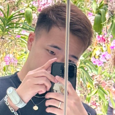 こま😁's profile picture
