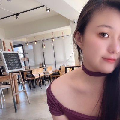 lala19981203's profile picture