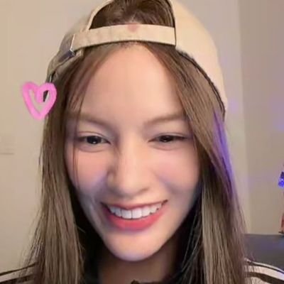 𓂃 ᴊ ᴇ ɴ 🦌🐬's profile picture