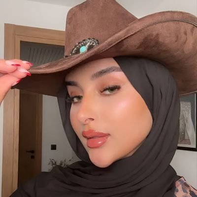 صور مشهورات وممثلات👄🍒's profile picture