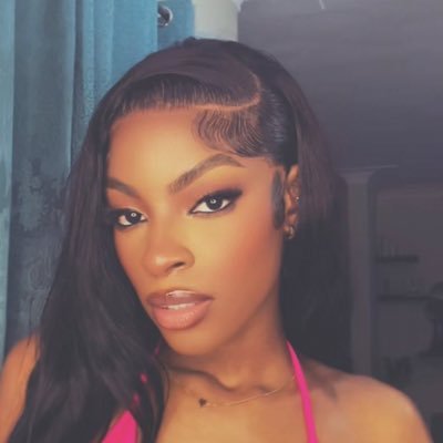 𝙵𝚘𝚞𝚛💫's profile picture