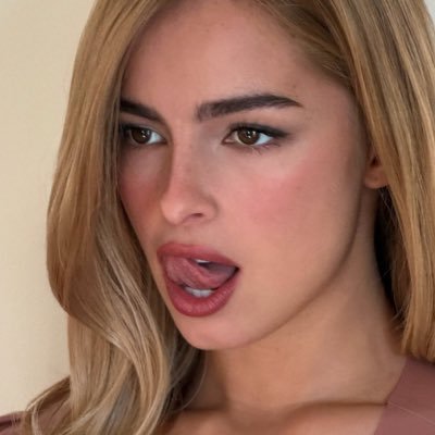val's profile picture