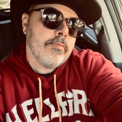 therlwrites's profile picture