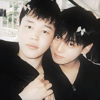 km 𖹭's profile picture