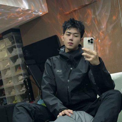 jenstakich's profile picture